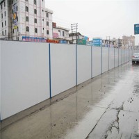 彩钢夹心板围挡施工