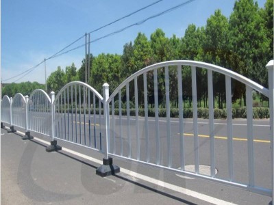 道路交通拒马护栏 图1