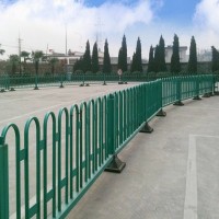 交通护栏