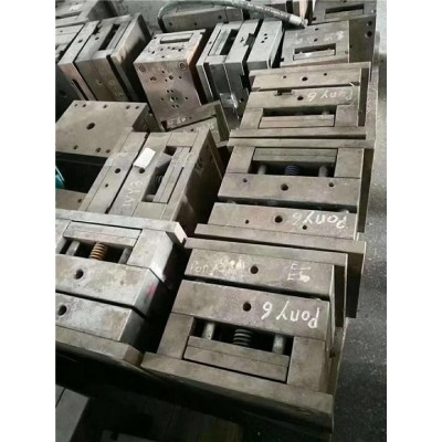兴山模具回收-废旧模具回收公司
