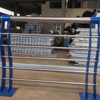 不锈钢复合管栏杆源头工厂快速安装