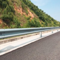 道路交通市政隔离栏杆源头工厂包售后