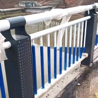 不锈钢桥梁防撞栏杆多年老厂包运输