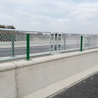 不锈钢桥梁防撞护栏生产厂家送货上门