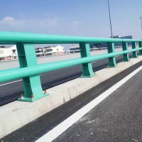 不锈钢桥梁防撞栏实力厂家包安装