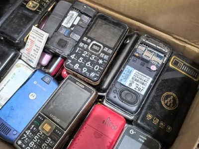 电子设备回收回收站现金结算图1