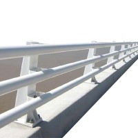 道路桥梁中央隔离栏口碑厂家包运输