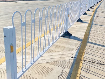市政防撞栏杆口碑厂家快速报价图1