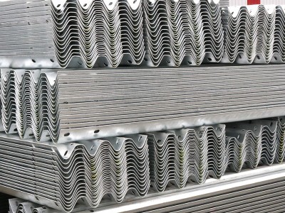 道路交通隔离栏杆源头工厂品质优选包运输图1