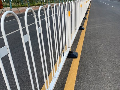 不锈钢桥梁道路护栏 本地大厂 款式齐全图1