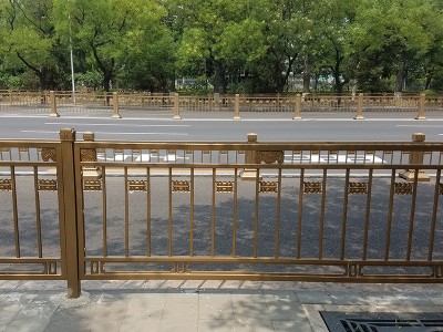 京式市政交通护栏 工厂直营包安装图1