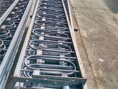 公路交通隔离栏源头工厂批发价图1