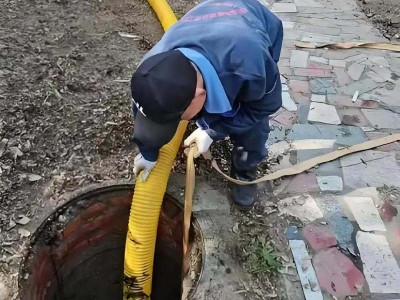 宜昌夷陵发展大道化粪池清理师傅明码标价图1