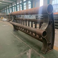 堤坝焊接栏杆公司加厚材质结实耐用