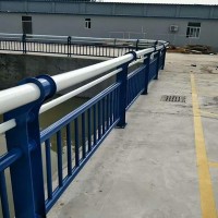 公路桥梁焊接栏杆厂家抗风抗压